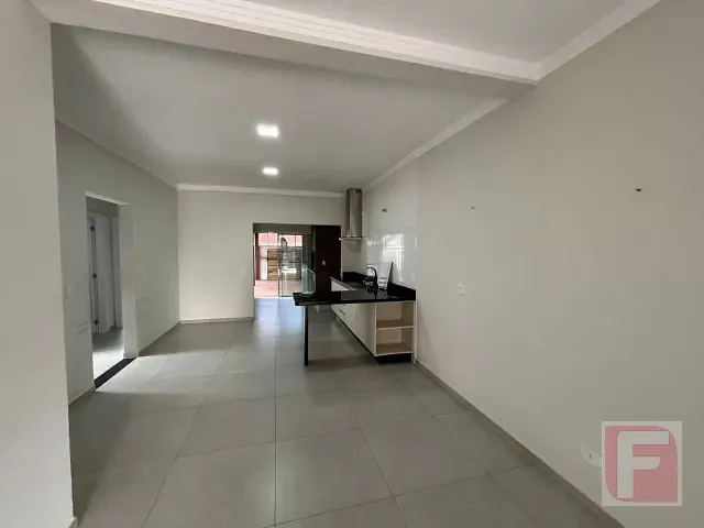 Casa 3 quartos e 2 banheiros, à venda, no bairro Continental em Itapoá