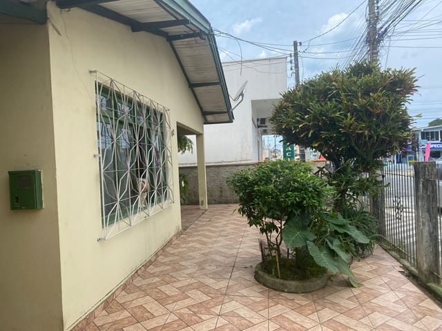 Casa 6 quartos e 3 banheiros, à venda, no bairro São Vicente em Itajaí