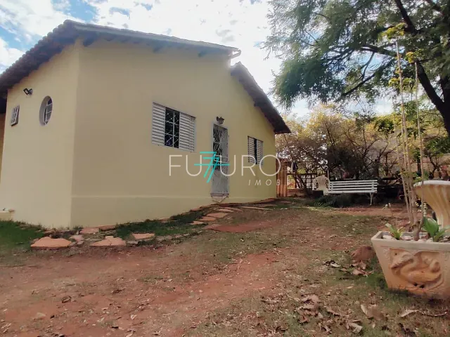 Casa com 600m² 2 quartos e 1 banheiro, à venda, no bairro Setor Habitacional Jardim Botânico em Brasília