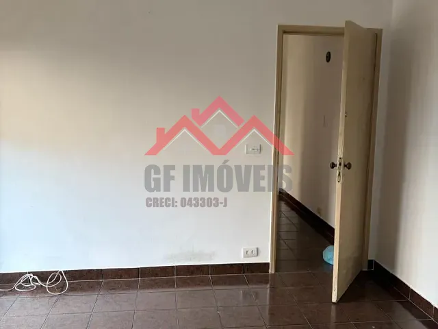 Casa 3 quartos e 2 banheiros, à venda, no bairro Parque Regina em São Paulo
