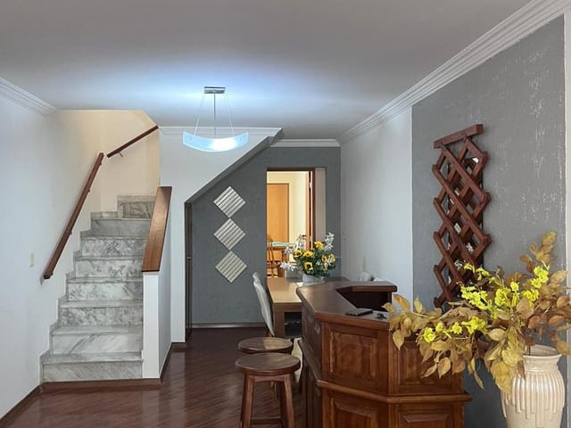 Casa com 1m² 3 quartos e 3 banheiros, à venda, no bairro Vila Firmiano Pinto em São Paulo