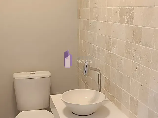 Casa com 202m² 3 quartos e 3 banheiros, para alugar, no bairro Itaipu em Niterói