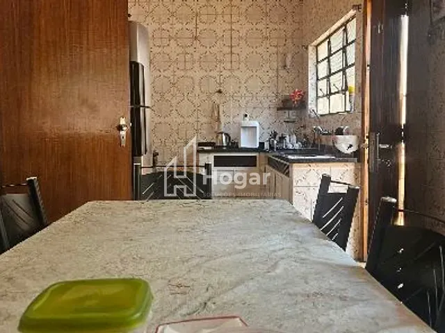 Casa com 534m², à venda ou para alugar, no bairro Los Angeles em Londrina