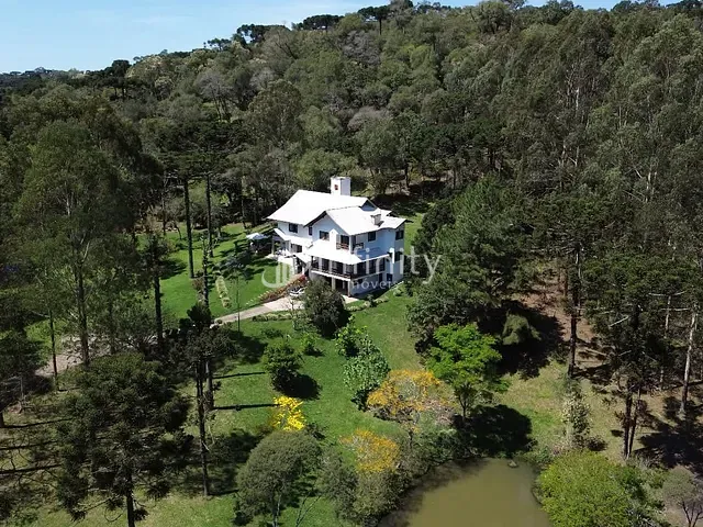 Casa com 17776m² 5 quartos e 4 banheiros, à venda, no bairro Barro Preto em Rio Negrinho