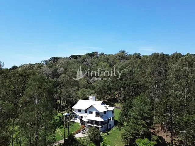 Casa com 17776m² 5 quartos e 4 banheiros, à venda, no bairro Barro Preto em Rio Negrinho