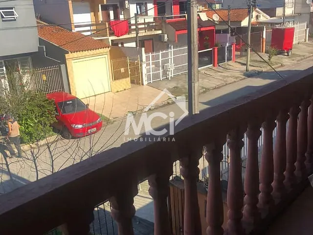 Casa 3 quartos e 2 banheiros, à venda, no bairro Areal em Pelotas