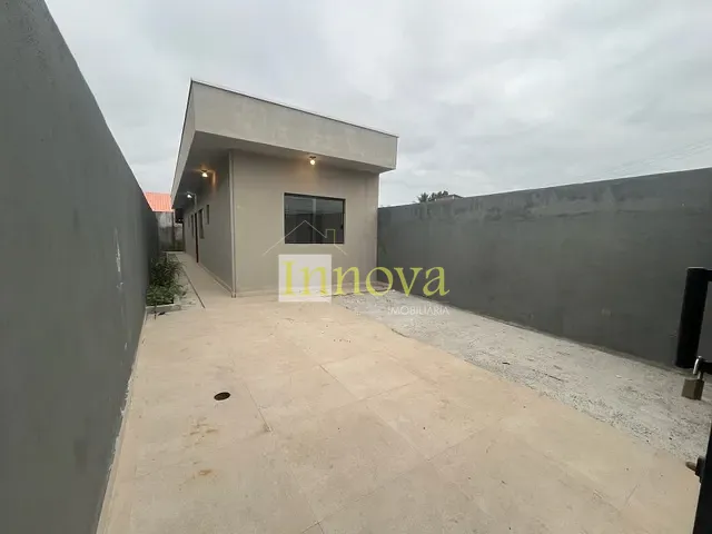 Casa com 125m² 2 quartos e 1 banheiro, à venda, no bairro Balneário dos Golfinhos em Caraguatatuba