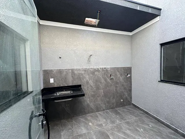 Casa 2 quartos e 2 banheiros, à venda, no bairro Jardim Tulipas em Sorocaba