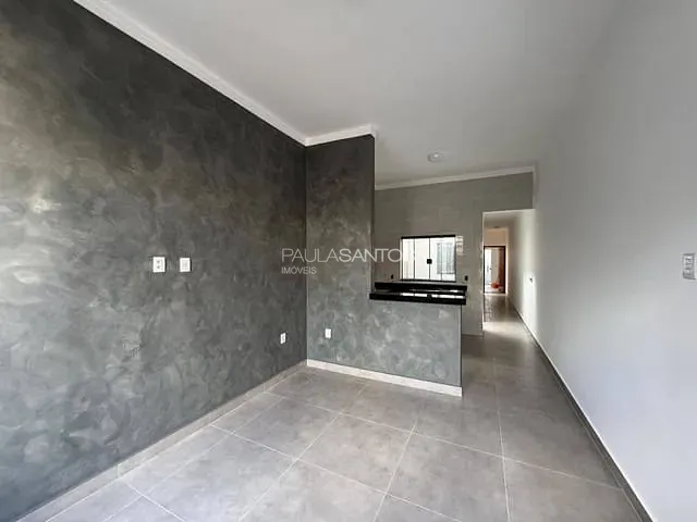 Casa 2 quartos e 2 banheiros, à venda, no bairro Jardim Tulipas em Sorocaba