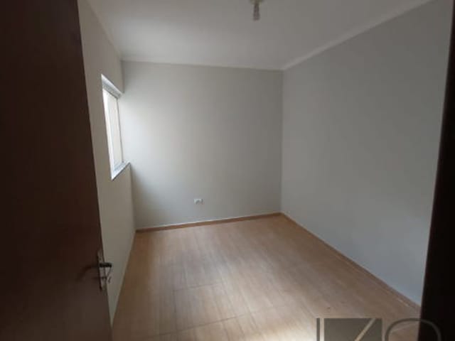 Casa com 180m² 3 quartos e 3 banheiros, à venda, no bairro Sabará III em Londrina