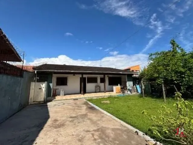 Casa 2 quartos e 2 banheiros, à venda, no bairro Praia dos Sonhos em Itanhaém