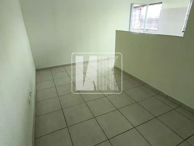 Casa com 45m² 1 quarto e 1 banheiro, para alugar, no bairro Vila Palmares em Santo André