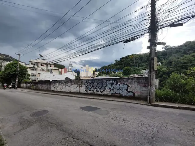 Casa à venda, no bairro Centro em Petrópolis