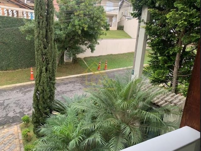 Casa com 300m² 3 quartos e 6 banheiros, à venda, no bairro Parque Nova Jandira em Jandira