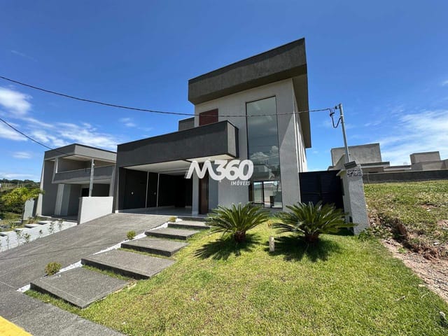 Casa 4 quartos e 5 banheiros, à venda, no bairro Jardins Barcelona em Senador Canedo