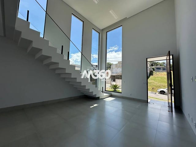 Casa 4 quartos e 5 banheiros, à venda, no bairro Jardins Barcelona em Senador Canedo