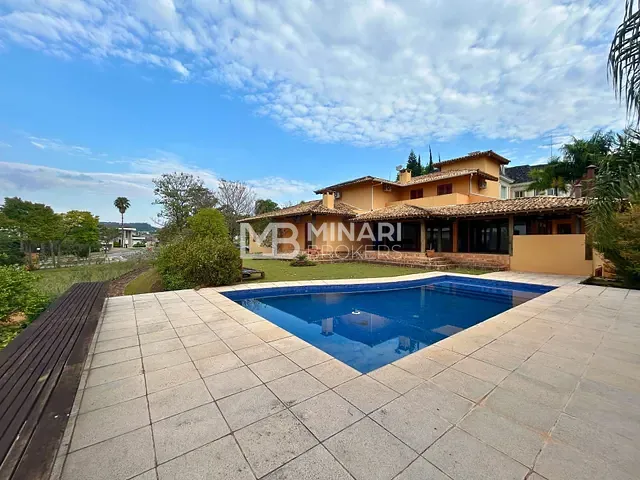 Casa 4 quartos e 8 banheiros, à venda, no bairro Alphaville em Santana de Parnaíba