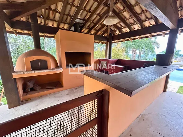 Casa 4 quartos e 8 banheiros, à venda, no bairro Alphaville em Santana de Parnaíba