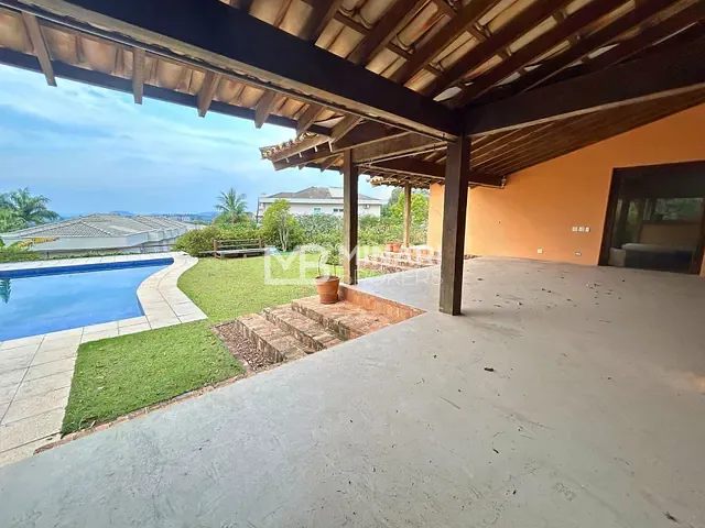 Casa 4 quartos e 8 banheiros, à venda, no bairro Alphaville em Santana de Parnaíba