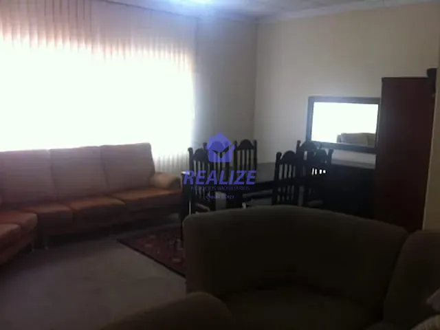 Casa com 380m² 3 quartos e 3 banheiros, à venda, no bairro Centro em Botucatu