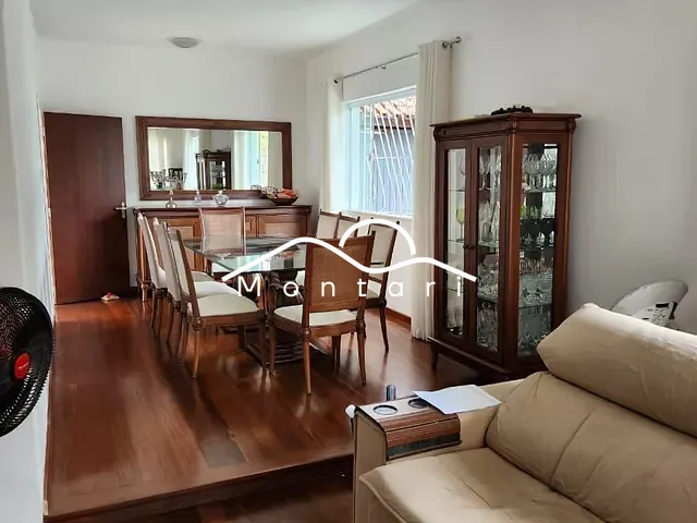 Casa 5 quartos e 4 banheiros, à venda, no bairro Jardim Tropical em Resende