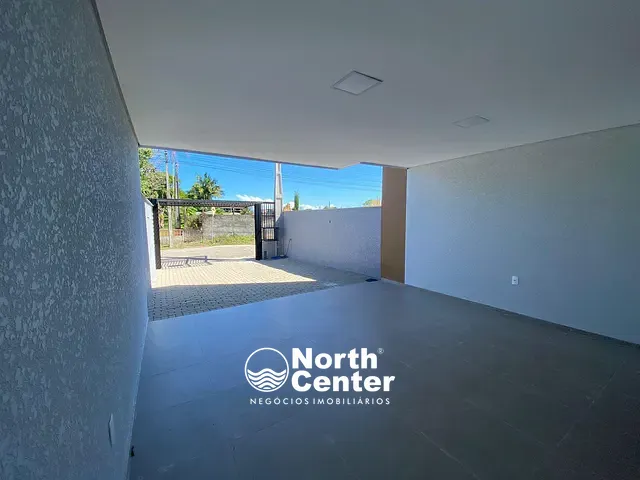 Casa com 150m² 3 quartos e 2 banheiros, à venda, no bairro Costeira em Balneário Barra do Sul