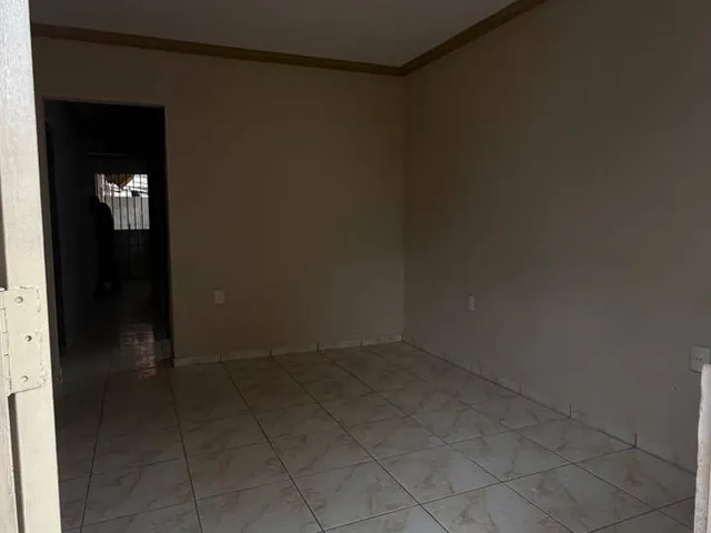 Foto do Casa - Casa de 3 pavimentos próxima ao Centro - Dom cavati, MG | NEROZ IMOVEIS LTDA