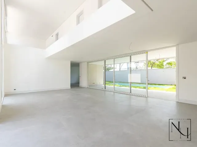 Casa 4 quartos e 7 banheiros, à venda, no bairro Jardim Cordeiro em São Paulo