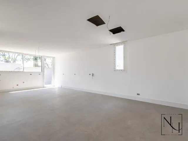 Casa 4 quartos e 7 banheiros, à venda, no bairro Jardim Cordeiro em São Paulo