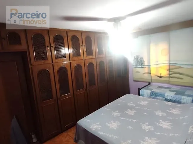 Casa com 300m² 4 quartos e 5 banheiros, à venda, no bairro Vila Bancária em São Paulo