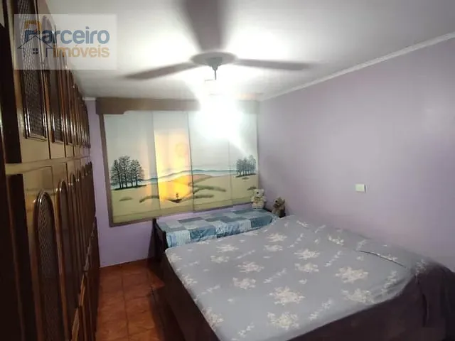 Casa com 300m² 4 quartos e 5 banheiros, à venda, no bairro Vila Bancária em São Paulo