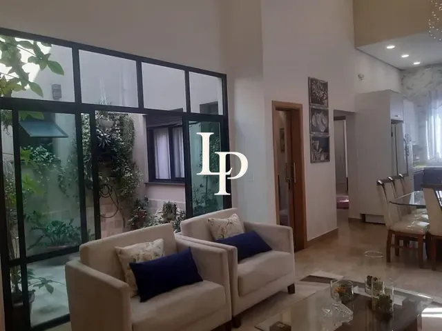 Casa com 300m² 3 quartos e 4 banheiros, à venda, no bairro Olímpico em São Caetano do Sul
