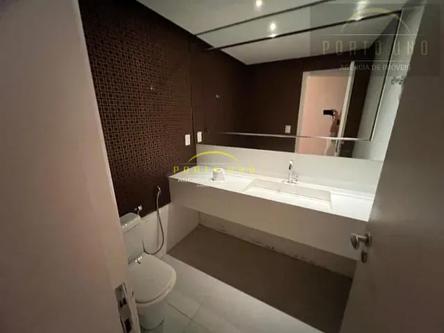 Casa com 500m², para alugar, no bairro Caminho das Árvores em Salvador