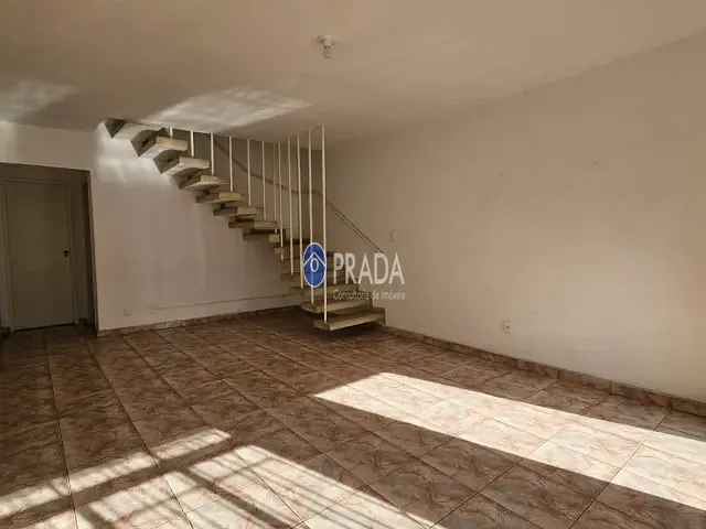 Sobrado com 250m² 3 quartos e 4 banheiros, à venda ou para alugar, no bairro Vila Madalena em São Paulo