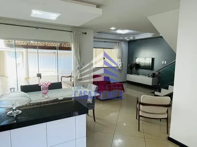 Casa 4 quartos e 4 banheiros, à venda, no bairro Pontal em Ilhéus