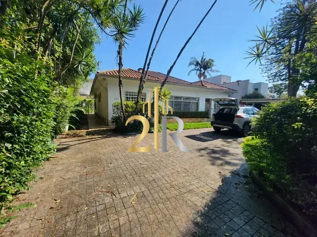 Casa com 800m² 5 quartos e 6 banheiros, à venda ou para alugar, no bairro Granja Julieta em São Paulo
