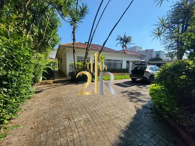 Casa com 800m² 5 quartos e 6 banheiros, à venda ou para alugar, no bairro Granja Julieta em São Paulo