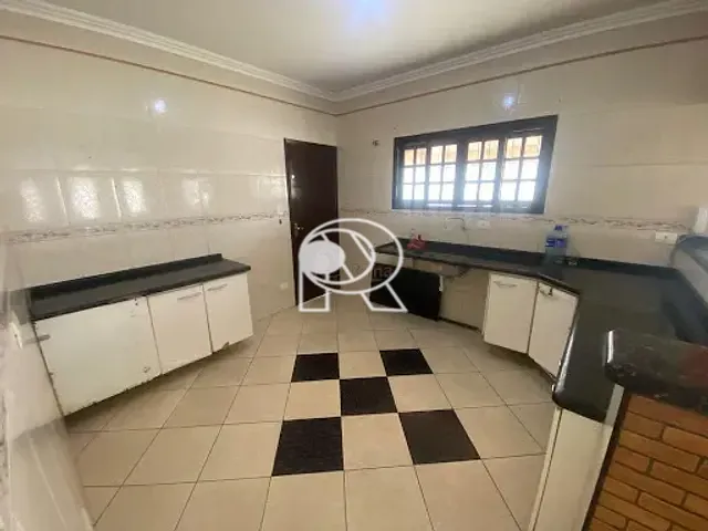 Casa com 235m² 2 quartos e 2 banheiros, à venda, no bairro Vila Alvorada em Registro