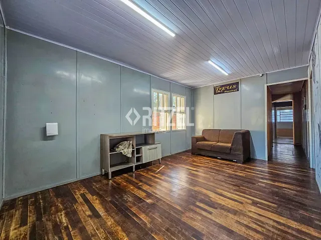 Casa com 436m² 3 quartos e 2 banheiros, para alugar, no bairro Petrópolis em Novo Hamburgo