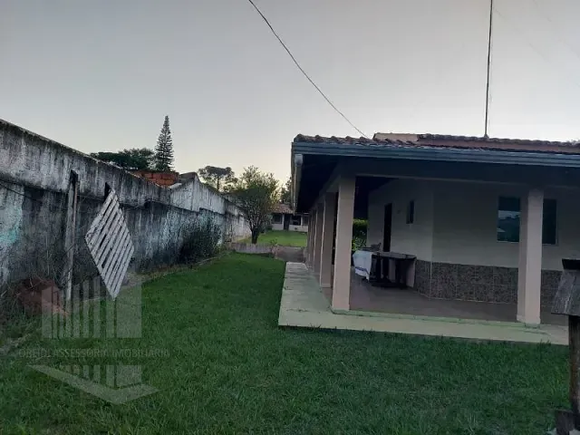 Casa com 1798m² 4 quartos e 2 banheiros, à venda, no bairro Condomínio Chácara Grota Azul em Hortolândia