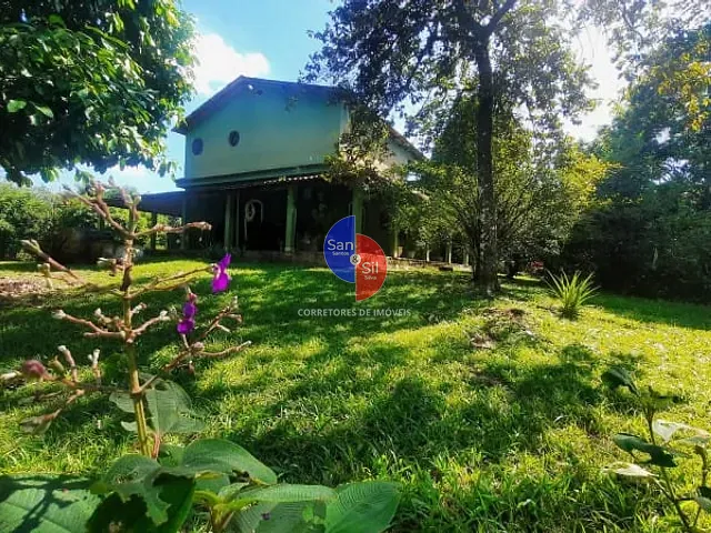 Casa com 4800m² 4 quartos e 2 banheiros, à venda, no bairro Citrolândia em Guapimirim