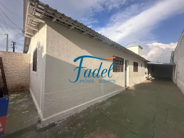 Casa 3 quartos e 2 banheiros, para alugar, no bairro Jardim Planalto em Conchal