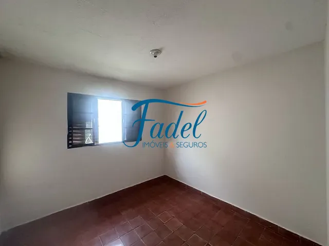 Casa 3 quartos e 2 banheiros, para alugar, no bairro Jardim Planalto em Conchal