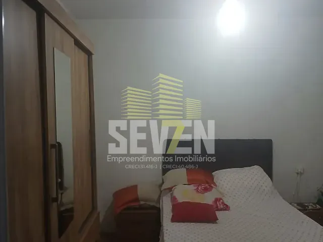 Casa com 330m² 5 quartos e 3 banheiros, à venda, no bairro Vila Nova Santa Luzia em Bauru