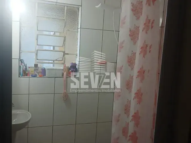 Casa com 330m² 5 quartos e 3 banheiros, à venda, no bairro Vila Nova Santa Luzia em Bauru