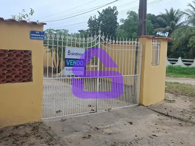 Casa com 162m² 2 quartos e 2 banheiros, à venda, no bairro Parque Hotel em Araruama