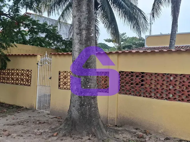 Casa com 162m² 2 quartos e 2 banheiros, à venda, no bairro Parque Hotel em Araruama