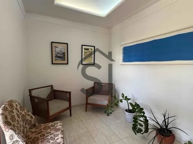 Casa com 300m² 4 quartos e 2 banheiros, à venda, no bairro Iate Clube de Americana em Americana