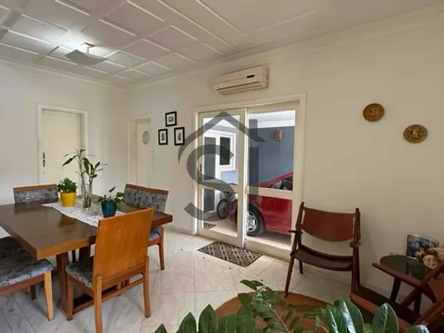 Casa com 300m² 4 quartos e 2 banheiros, à venda, no bairro Iate Clube de Americana em Americana