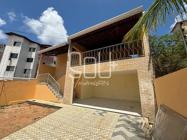 Casa com 288m² 3 quartos e 2 banheiros, à venda, no bairro Nova Parnamirim em Parnamirim